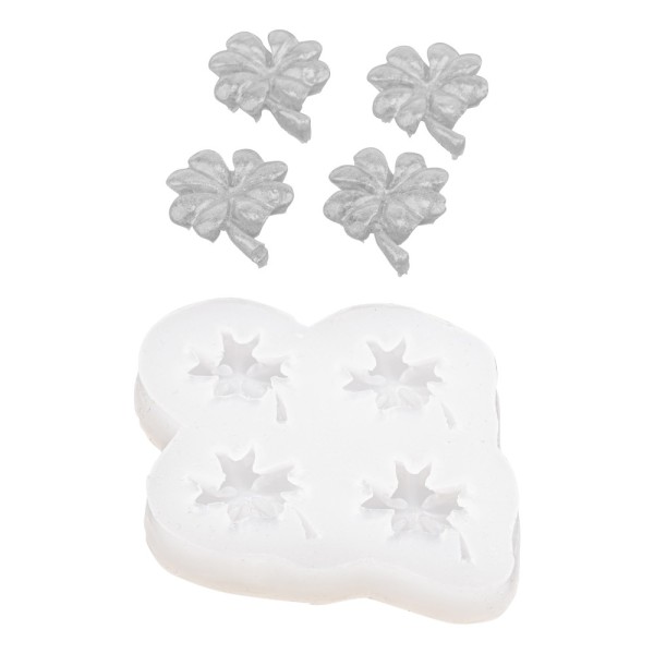 Silikonform Kleeblätter, 7,4cm x 0,9cm x 6,4cm, 4 Kleeblätter